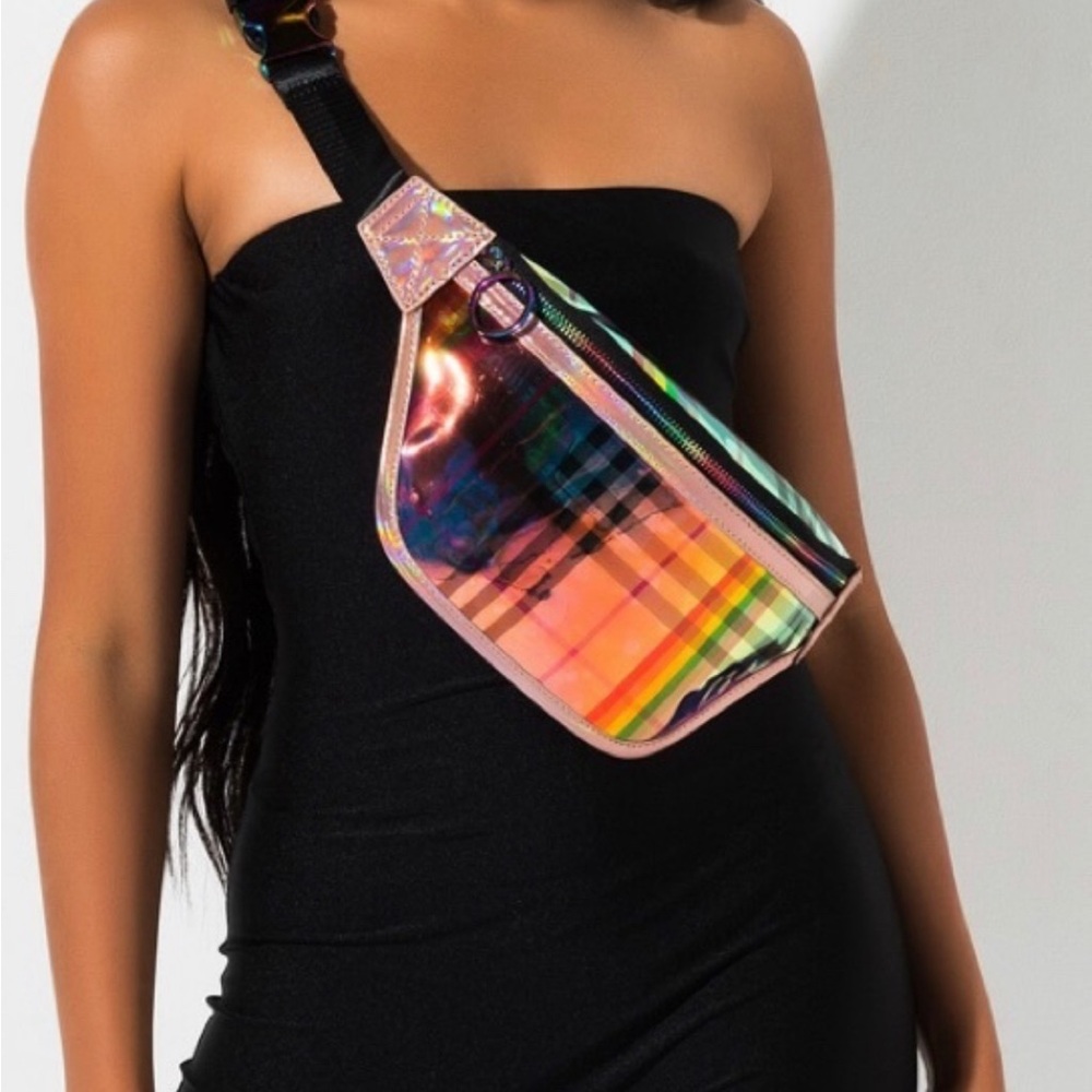 🐸Holographic Plaid Fanny Pack, OS